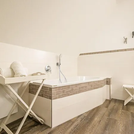 Anlage Heimathafen Haus Aurora Ferienhaus Ostseeheilbad Zingst